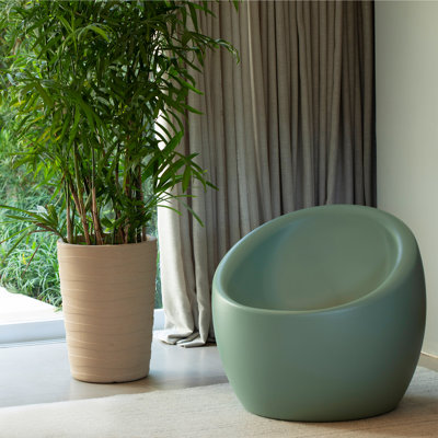 Tramontina Oca Polyethylene Lounge Chair