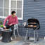 Barbecue au charbon portatif 21 "avec tablette inférieure - Roues et évents réglables pour la cour, le camping, le pique-nique, merveilleux barbecue