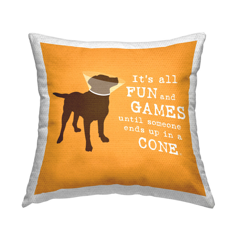 Coussin d'extérieur imprimé Fun & Games Cone par Dog Is Good