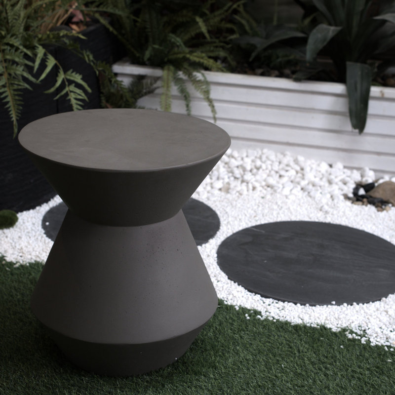 Brown+sand Faux Patio Table - 18.1"h Side For Outdoor Decor 18.1" H Deck And Stylish Furniture