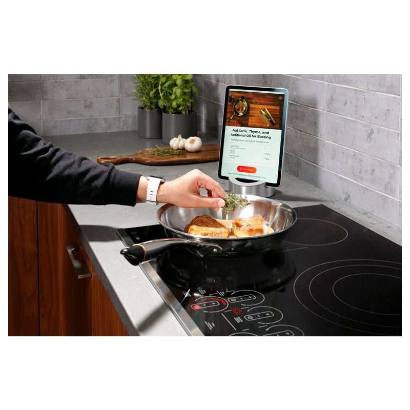 29.75" Electric Cooktop with 5 Elements, Stainless Steel