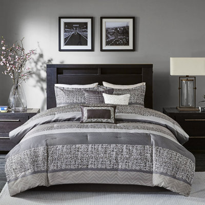 Édredon très grand lit - 1 et 2 taies décoratives à motif grec clé taupe