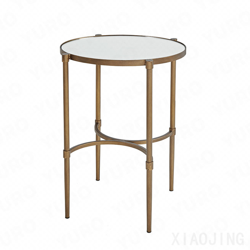 Table d'appoint ovale