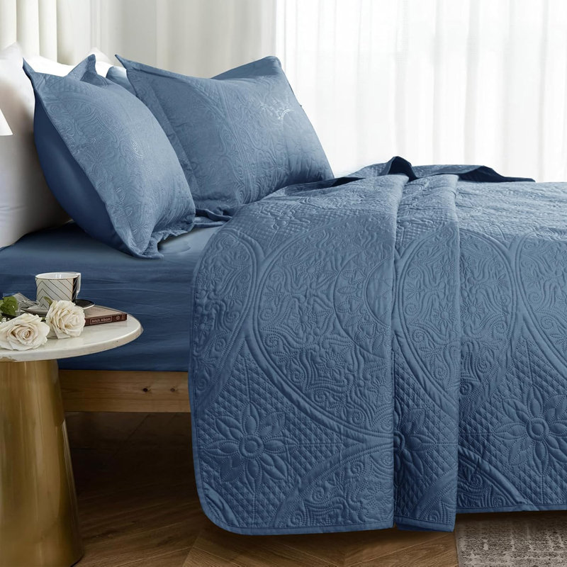 Lightweight Summer Bedspreads - 3 Piece Oversized Quilt Set - Reversible Coverlet Set - California King Size