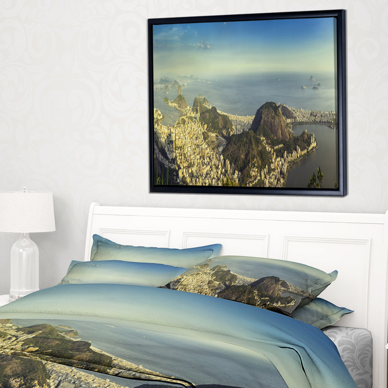 «Rio De Janeiro with Copacabana», reproduction de photo sur toile tendue encadrée, H 16 po x l 32 po x P 1 po