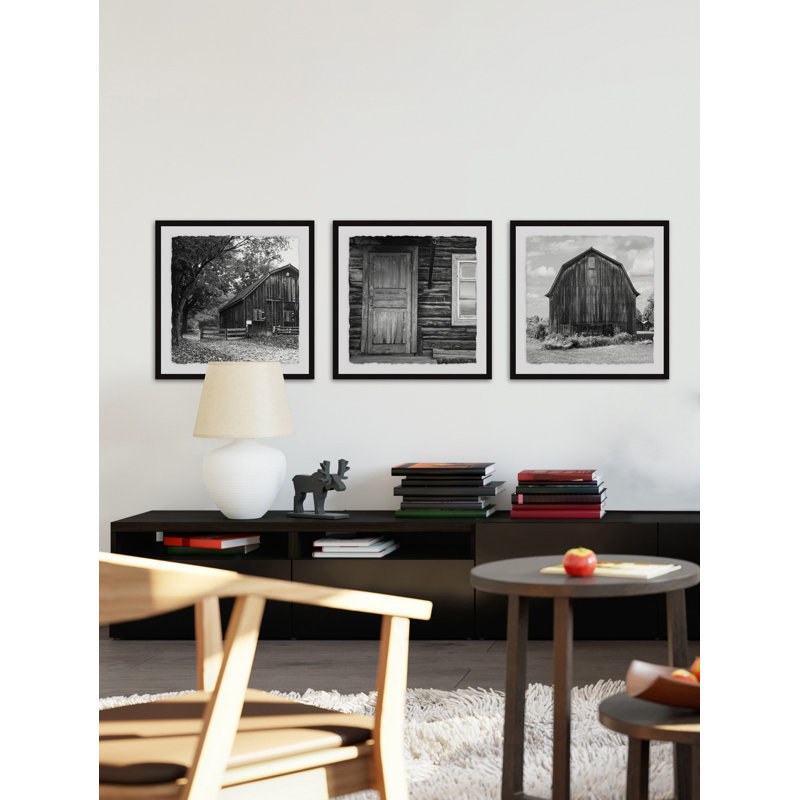 «Gray Barn House Triptych», ensemble de 3 reproductions de photos sur papier encadrées, H 12 po x l 12 po x P 1,5 po