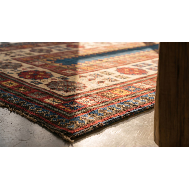 Tapis noué antique Kazak