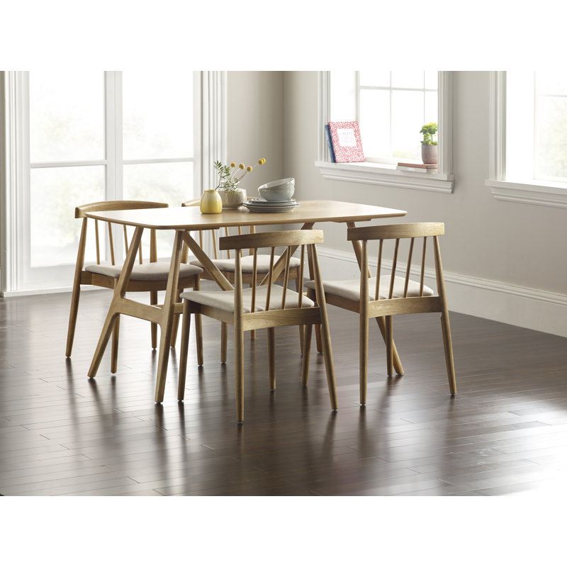 Chantilly 4 - Person Dining Set
