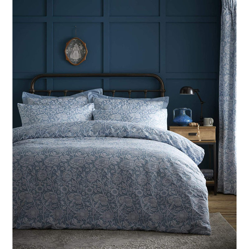 Light Blue 132 TC Duvet Cover Set, Kingsize Duvet Cover + 2 Standard Pillowcases