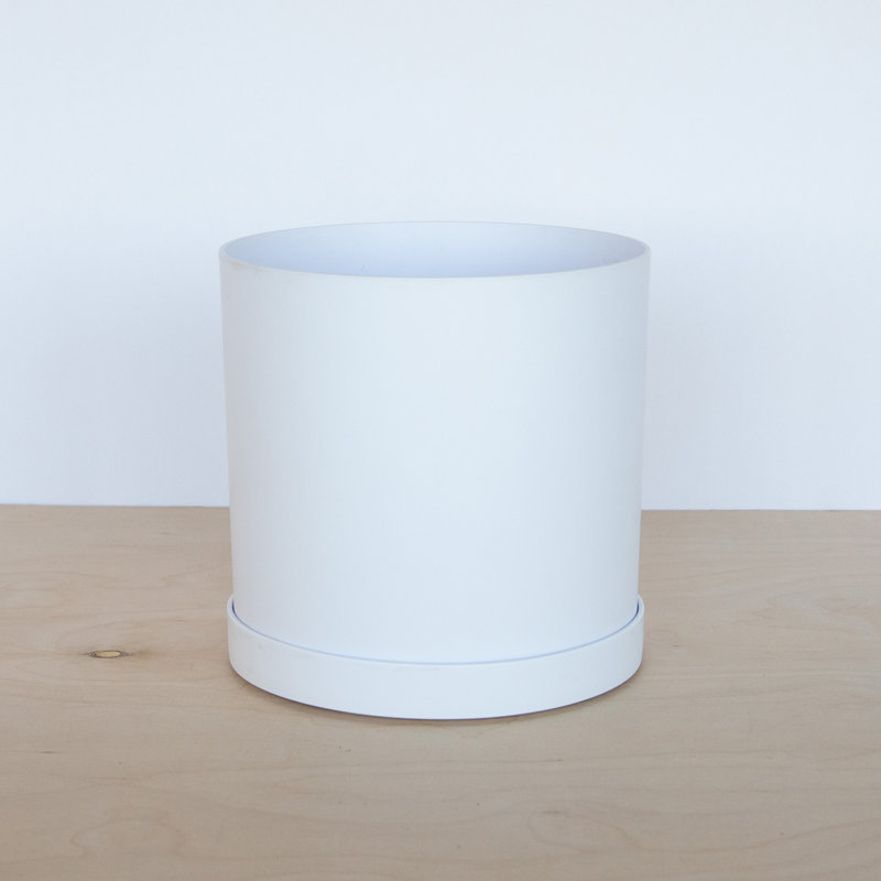 Modern Plastic Indoor/Outdoor Round Planter with Saucer, White, 11.64" H x 13.08" W x 13.08" D