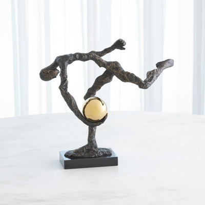 People Figurines & Sculptures