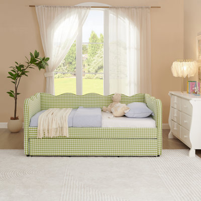Cozy Gingham Daybed with Trundle