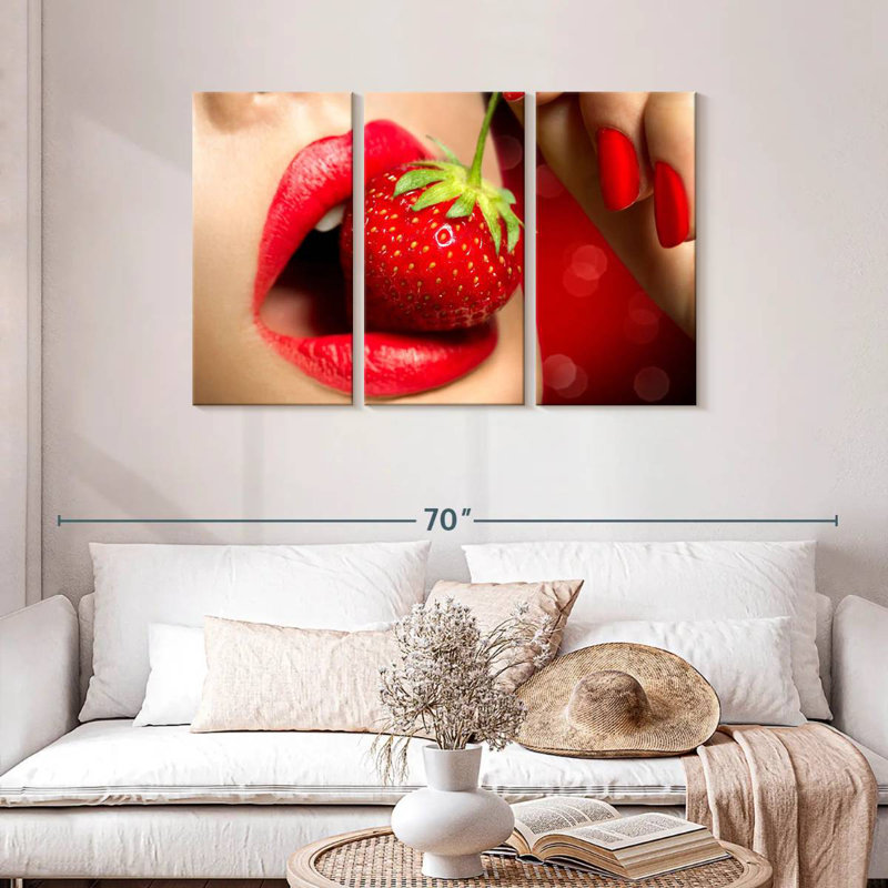 Yarlin Strawberry Lips, 28" H x 45" W