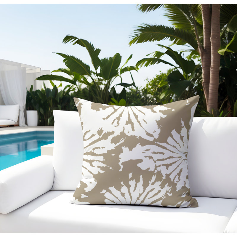 Coussin Cecil, H 15 po x l 15 po, Beige / Blanc