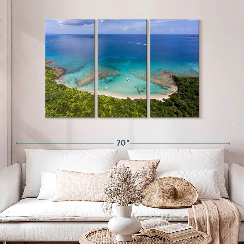 Nicci Culebra Coast, 32" H x 50" W