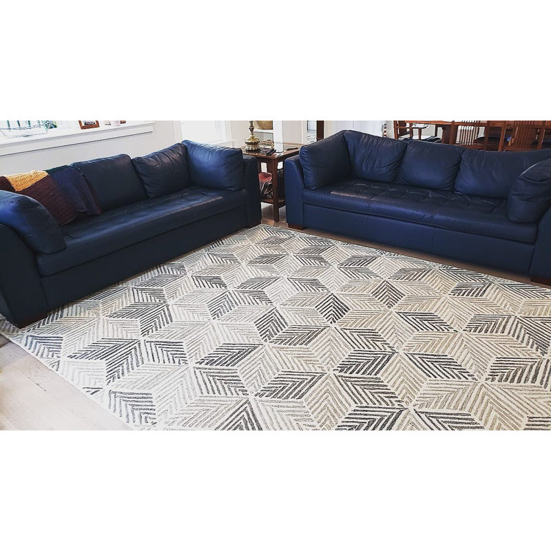 Karari Blue Hand Hooked Wool Rug, Rectangle 5' x 8'