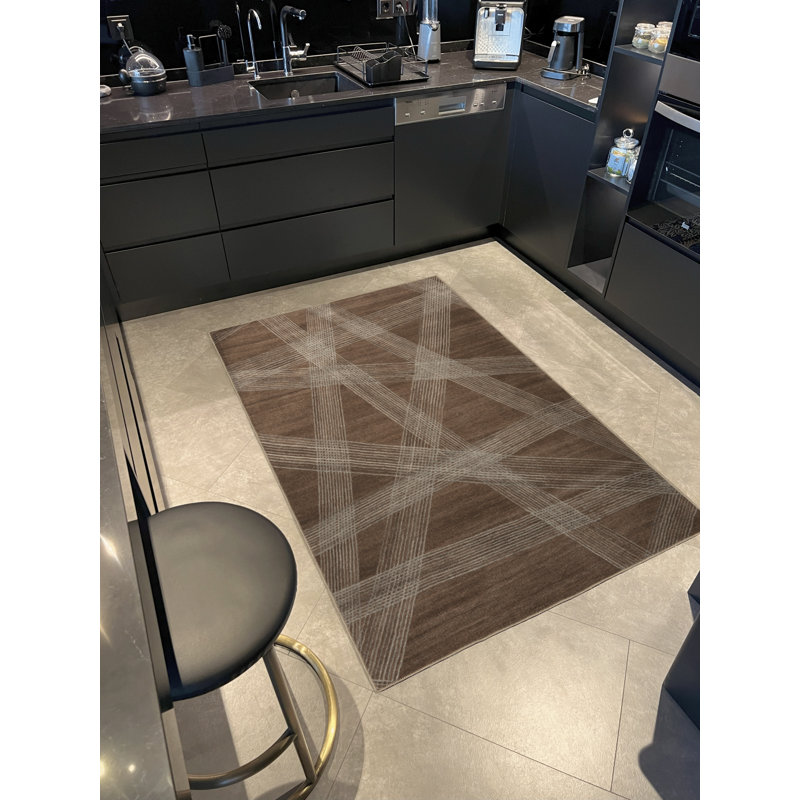 Tapis décoratif moderne à motif abstrait rayé brun-beige, Rectangle 4 pi 7,12 po x 6 pi 6,74 po