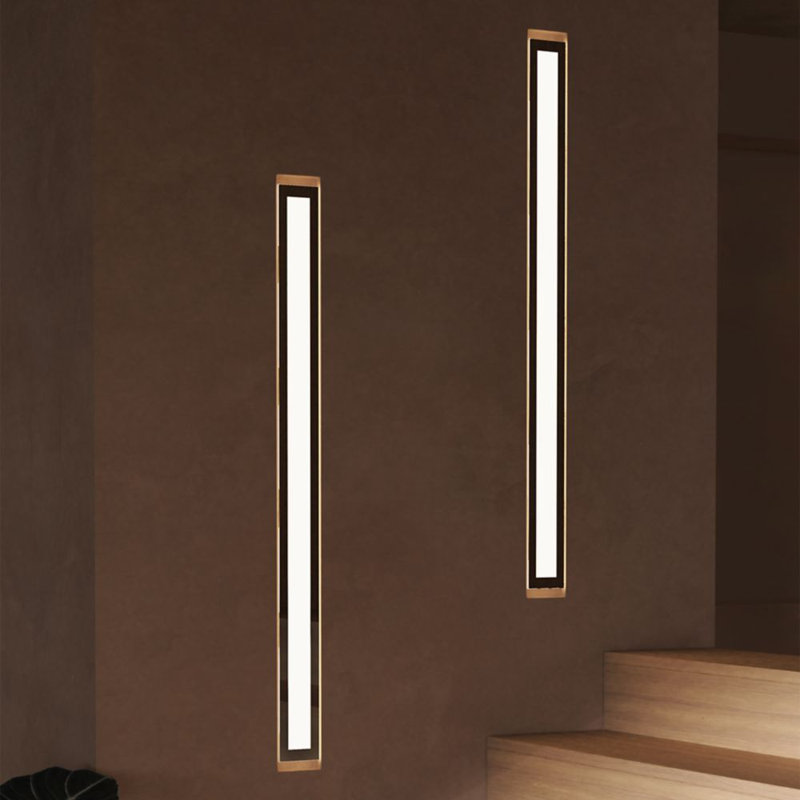 Éclairage Inline 2.0 avec style applique, Intensité réglable (3000K), 30" H x 3.5" W x 1.25" D