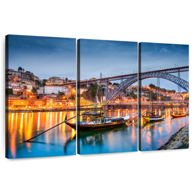 Lilie Boats Of Douro River