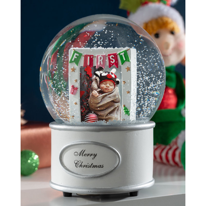 Christmas Snow Globe