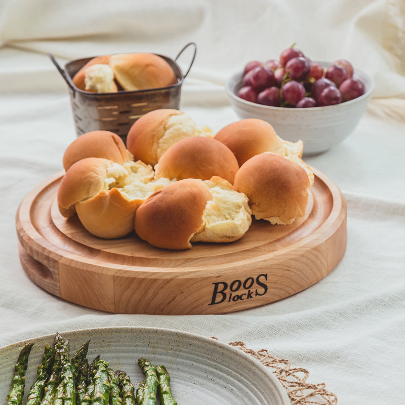 Maple Wood Round Cutting Board with Juice Groove, 15" Diameter