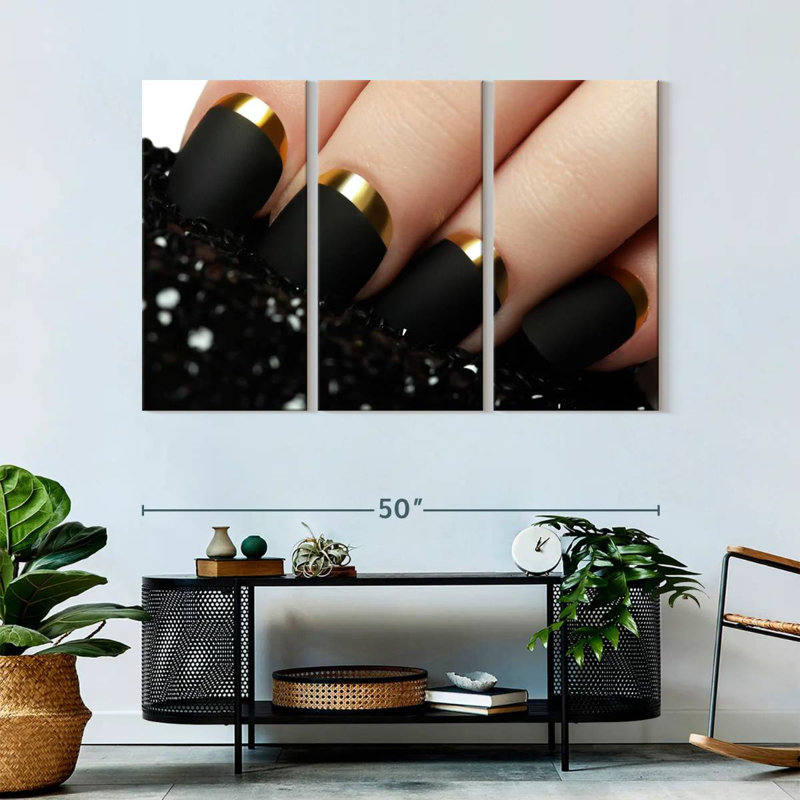 «Black Matte Nails», H 20 po x l 33 po