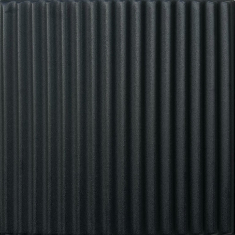 Carreau de plafond ondulé en polystyrène 1,6 pi x 1,6 pi, Noir mat