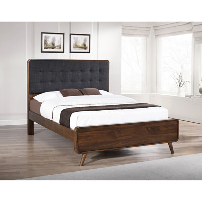 Lit plateforme contemporain de grande taille en noyer foncé, avec des coins arrondis et des pieds fuselés, tissu pour une touche classique de noyer avec un look, une chambre à coucher à pieds bas et sereine, faite de bois massif,