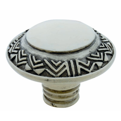 2 1/2" Diameter Round Knob