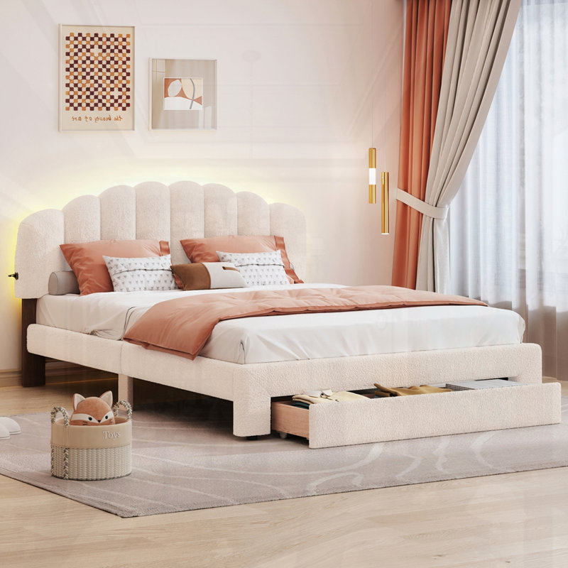 Grand lit plateforme tapissier Teddy, Beige