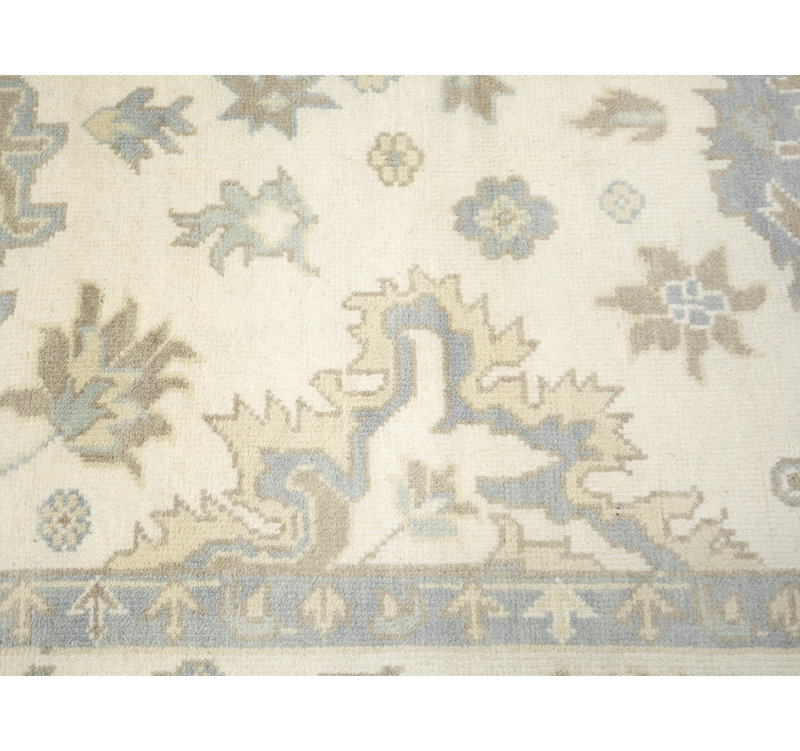 Tapis oriental Oushak Chobi Mute