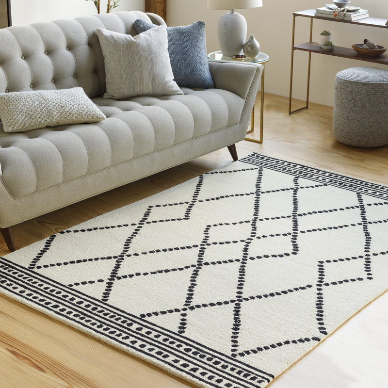 Rectangle Barbarella Handmade Tufted Wool Area Rug in Cream/Black, Rectangle 5' x 7'6"
