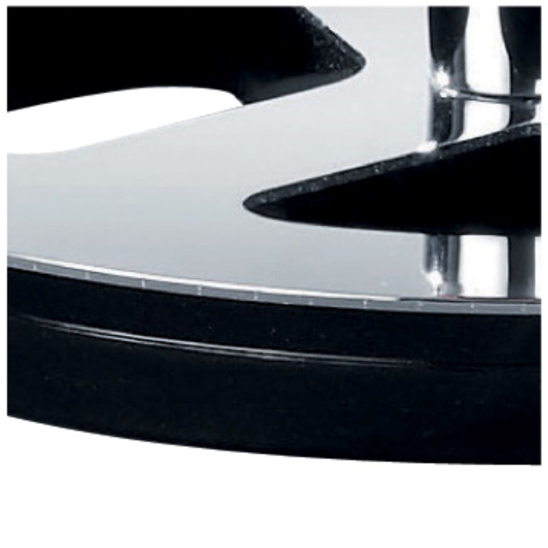 Sussman Metal Table Lamp