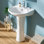 Lavabo sur pied en porcelaine vitrifiée en forme de U l 20 po x P 16,5 po, 1 trou de robinet et trop-plein, blanc