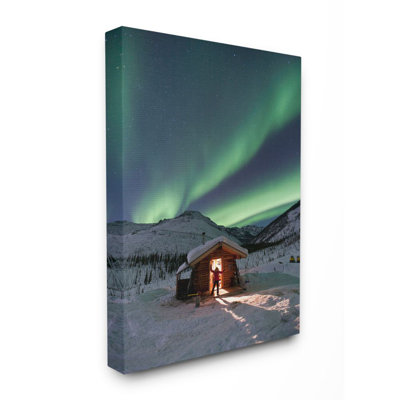 «northern lights above effet velours alaskan cabin’print