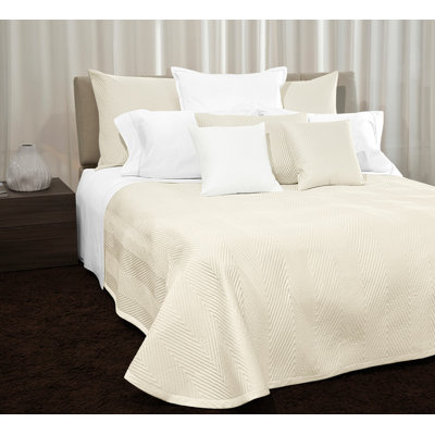 Letizia Bedding