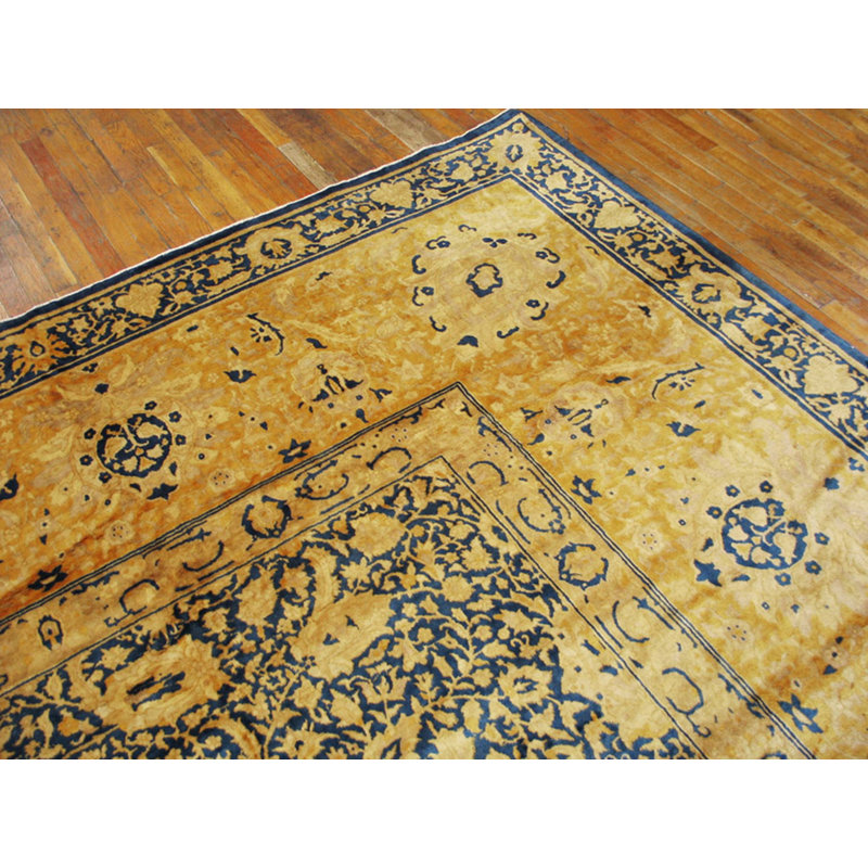 Hand Knotted Wool Area Rug in Blue