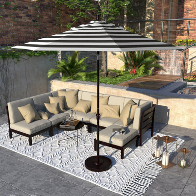 Parasol de marché en aluminium 9 pi avec manivelle et inclinaison automatique Sunbrella Aaysha