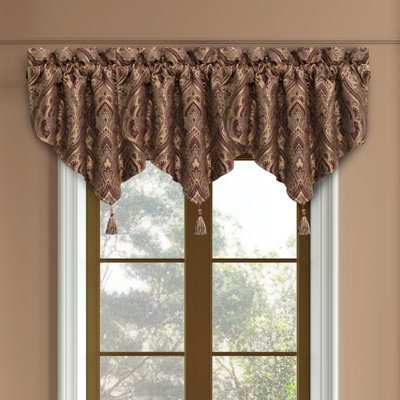 ODETTE WINDOW ASCOT VALANCE