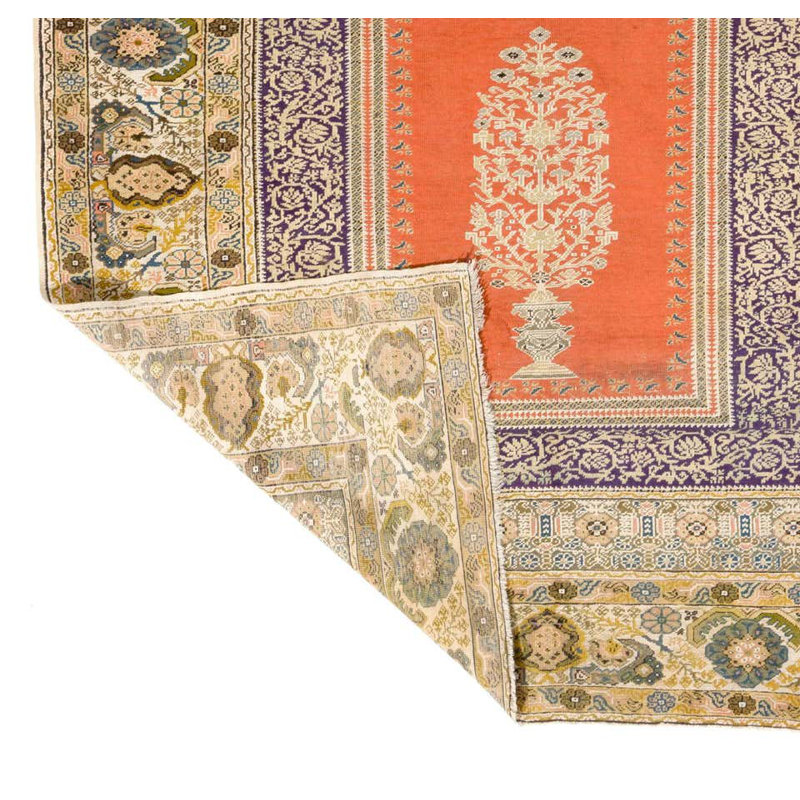 Tapis turc antique avec arche, vase, lustre et fleurs