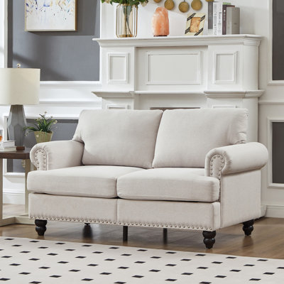 Design classique moderne de 59,5 po, canapé 100% beige, structure en bois massif et pieds en caoutchouc brun foncé, coussins de ressorts ensachés confortables, housses de coussin amovibles, rangement dissimulé sous les sièges American