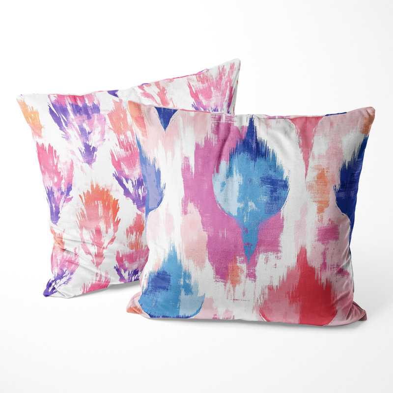 Coussin Ikat, H 18 po x l 18 po