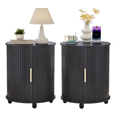 19.52"H Round End Table With Charging Station