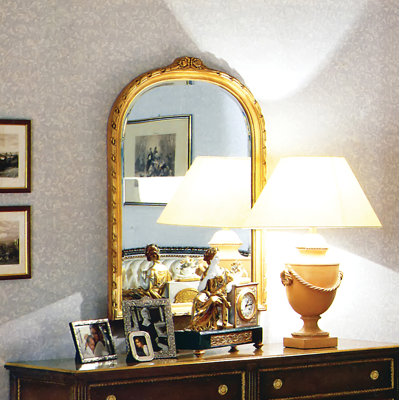 Arched Traditional Dresser Mirror
