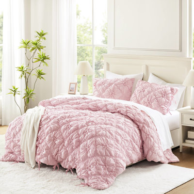 Couette 3 pièces pour lit double/queen, en microfibre rose avec fronces élastiques, moelleuse et confortable, idéale en toute saison, avec attaches de sécurité, respirante et adaptable.