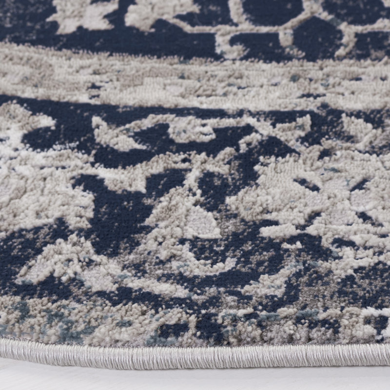 Vogue Performance Oriental Rug, Round 6'7"