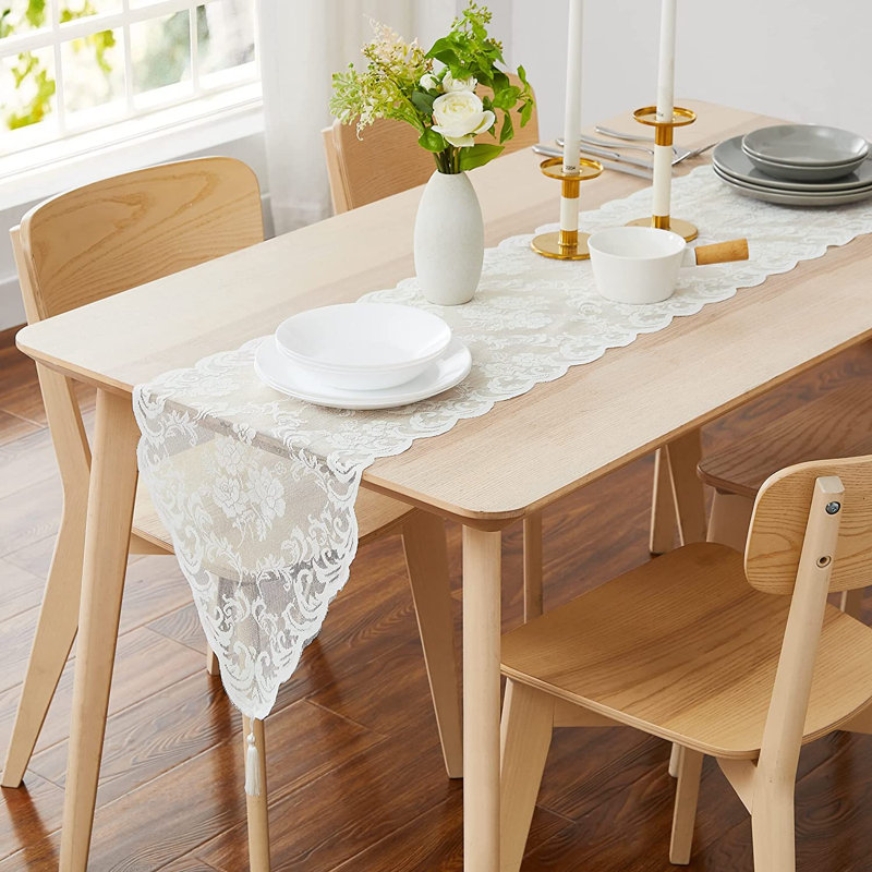 Chemin de table en dentelle avec 2 pampilles, Ivoire, 14 po x 36 po