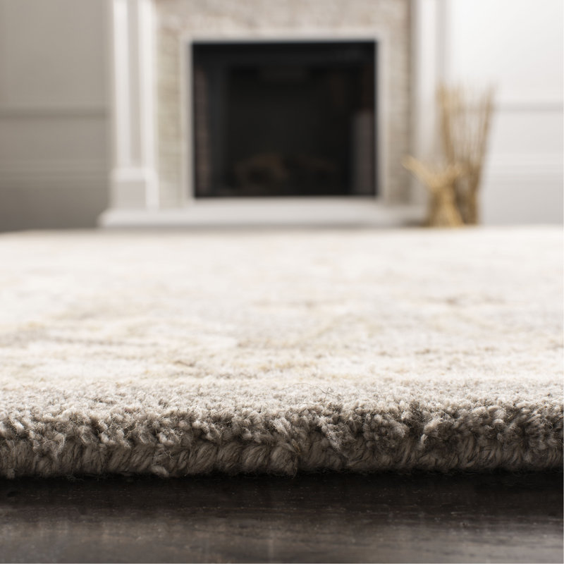 Cruz Hand Tufted Viscose Floral Rug, Round 5'
