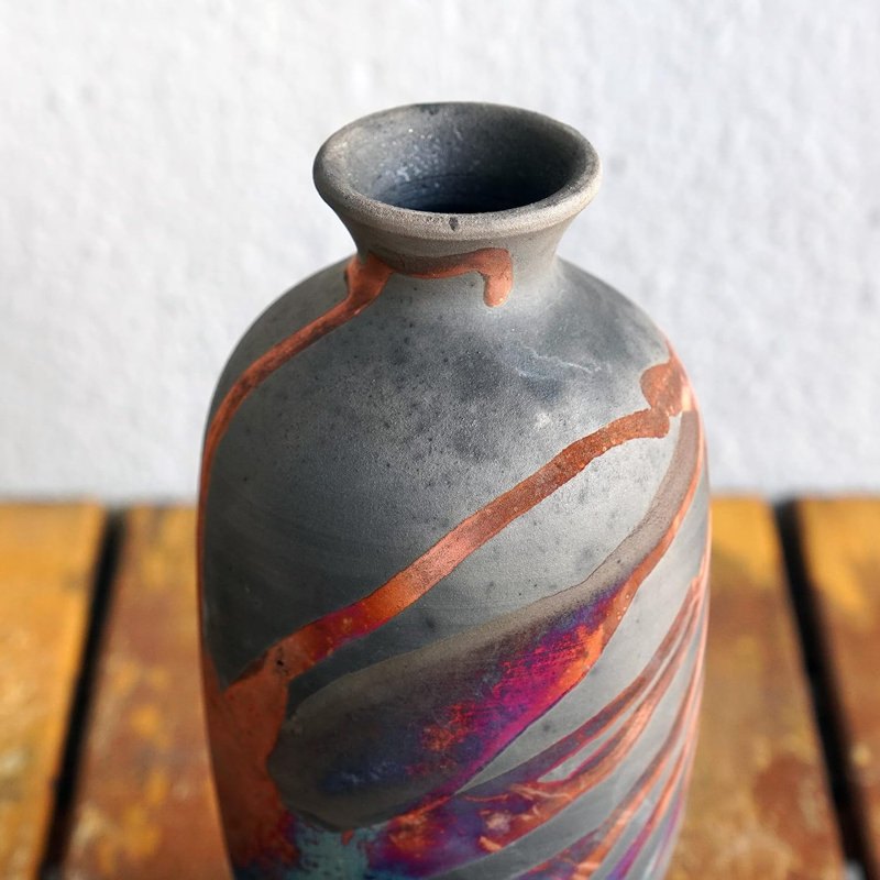 Lakoya Ceramic Table Vase