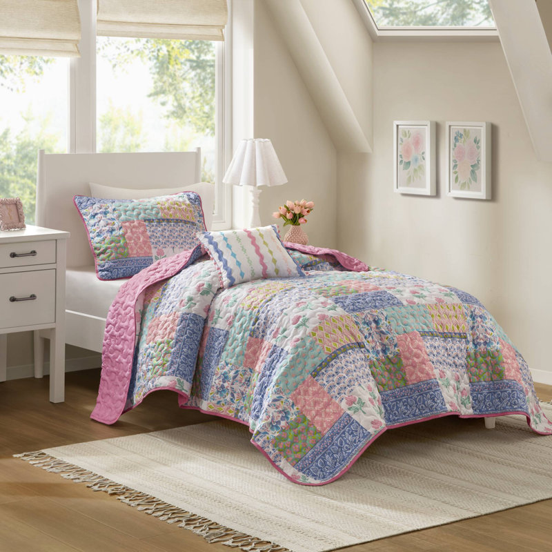 Vibrant 3-piece Bedding Set For Twin/twin Xl, Polyester, Reversible Comfort